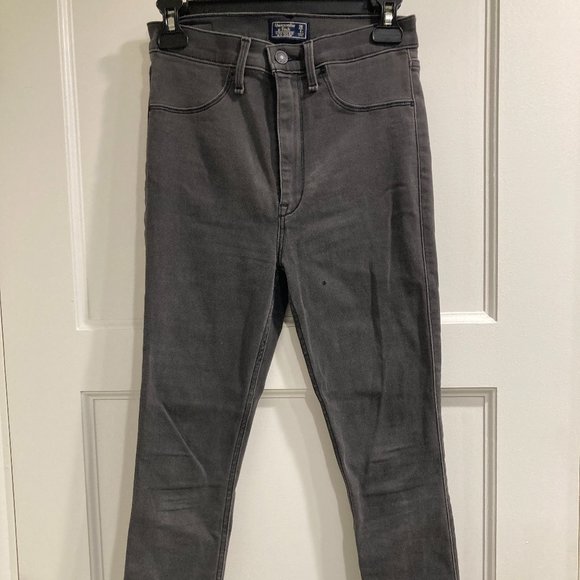 HOST PICK🌟 Abercrombie ultra high rise jean legging - Picture 3 of 7